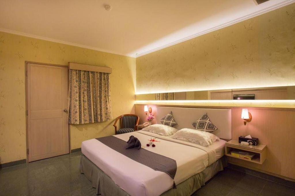 Classic Hotel Jakarta Kültér fotó